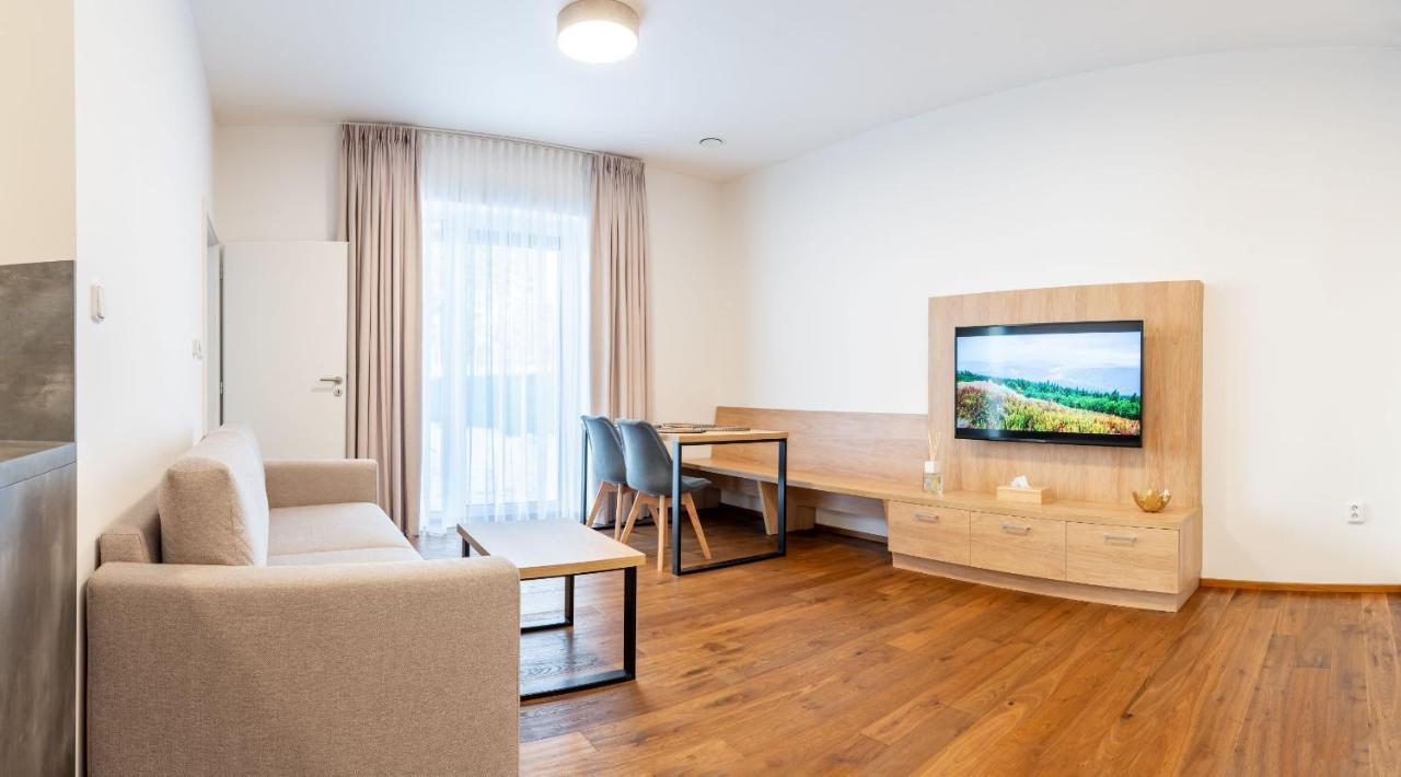 Apartmany Resort 브르흘라비 외부 사진